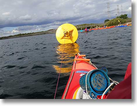 Towing buoy